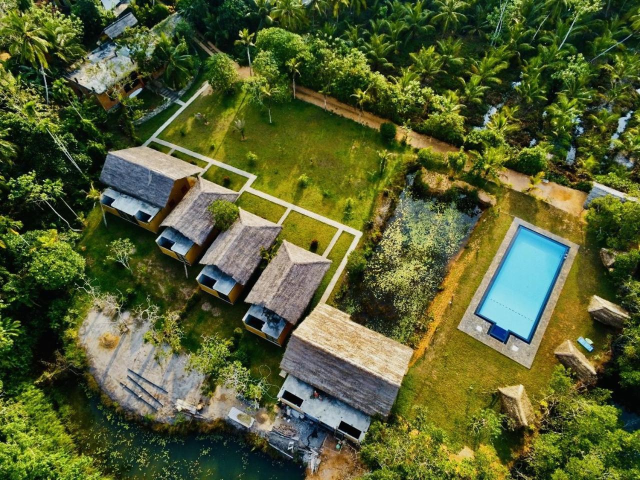 Happy Man Village Bentota Exterior foto